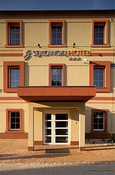 Hotel Sekowski レグニツァ エクステリア 写真